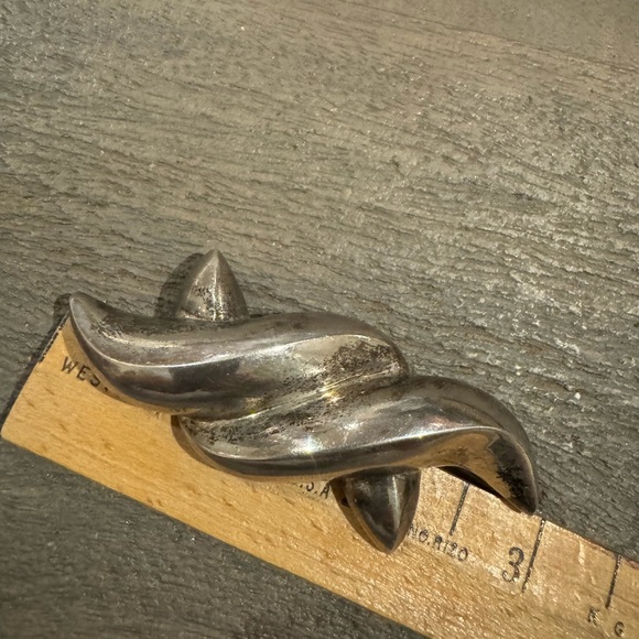 Patricia von Musulin Vintage Sterling Silver Twisted Motif Brooch Pin - Picture 14 of 15